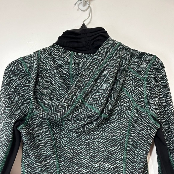 Lululemon Daily Practice Jacket Athleisure Training Sea Mist Deep Green Size 4 - Picture 14 of 16